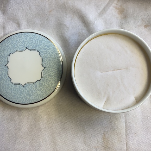 WEDGWOOD Venice Bone China trinket dish canister - Picture 1 of 5